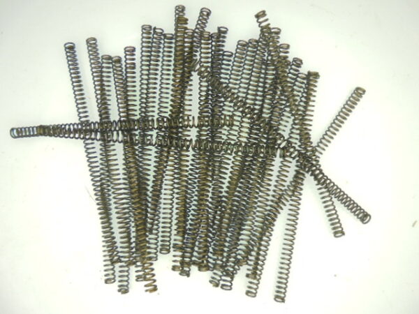 ARRIVAGE PIECES PISTOLETS P08 ERMA – Image 3