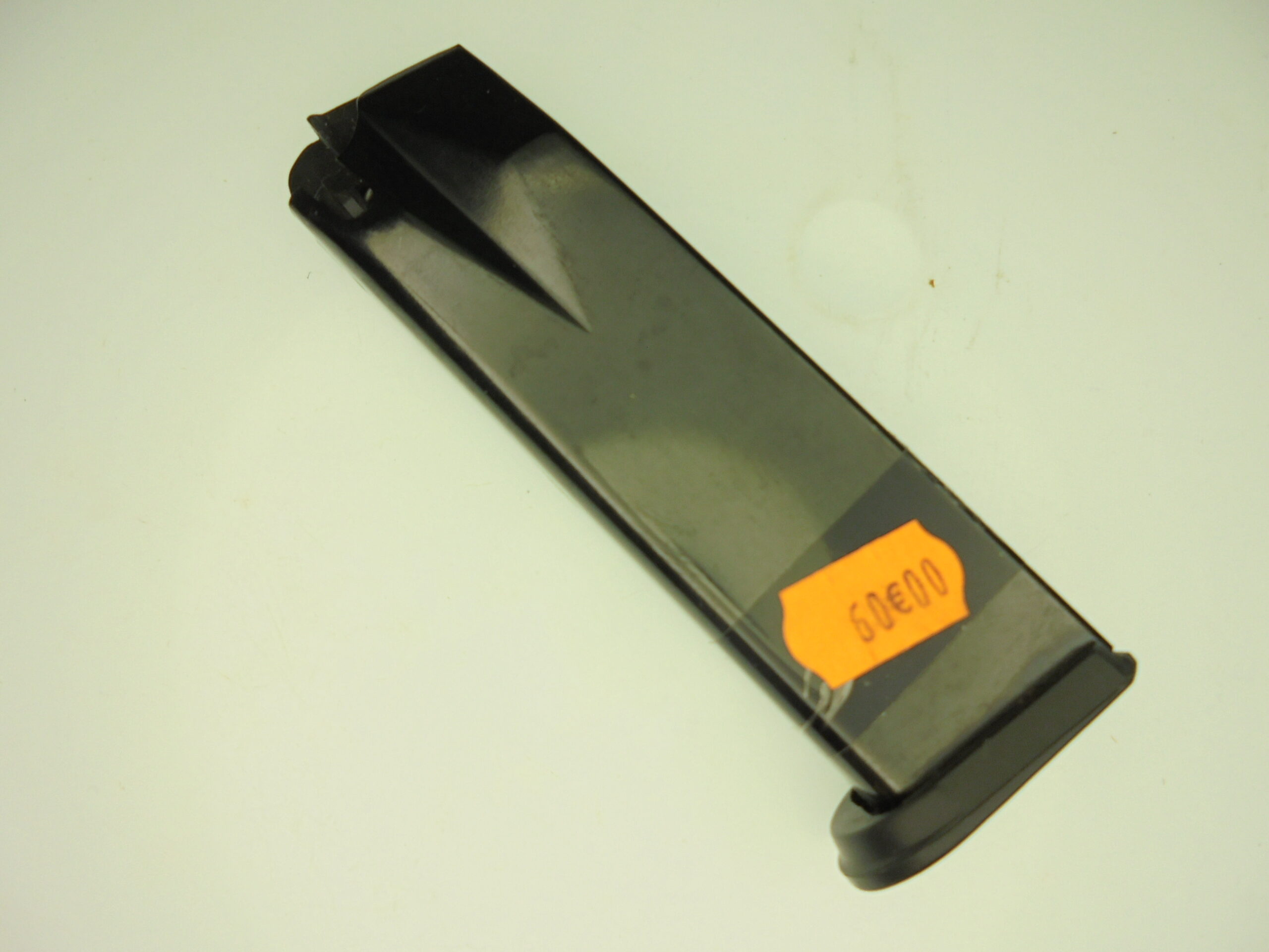 CHARGEUR WALTHER P88 COMPACT CALIBRE 9X19